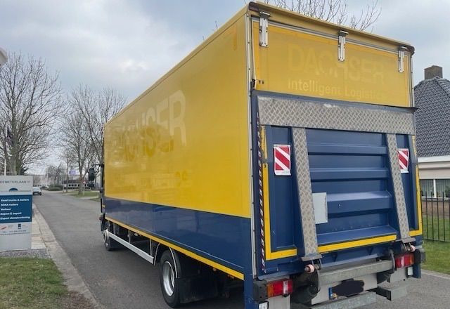 MAN TGM TGL 12.250 z Holandii KLIMA 7.2m AUTOMAT WINDA TOP CENA euro 6 nauka jazdy ESP ASR - Box truck: picture 5 MAN TGM TGL 12.250 z Holandii KLIMA 7.2m AUTOMAT WINDA TOP CENA euro 6 nauka jazdy ESP ASR - Box truck: picture 5