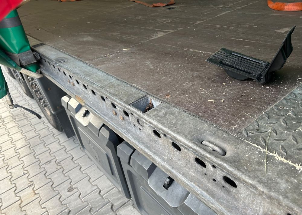 Schmitz Cargobull Standard 5x2018 podnoszony dach z Niemiec / OŚ PODNOSZONA / ładne opony / od pierwszego właściciela / OKAZJA - Other machinery: picture 4 Schmitz Cargobull Standard 5x2018 podnoszony dach z Niemiec / OŚ PODNOSZONA / ładne opony / od pierwszego właściciela / OKAZJA - Other machinery: picture 4