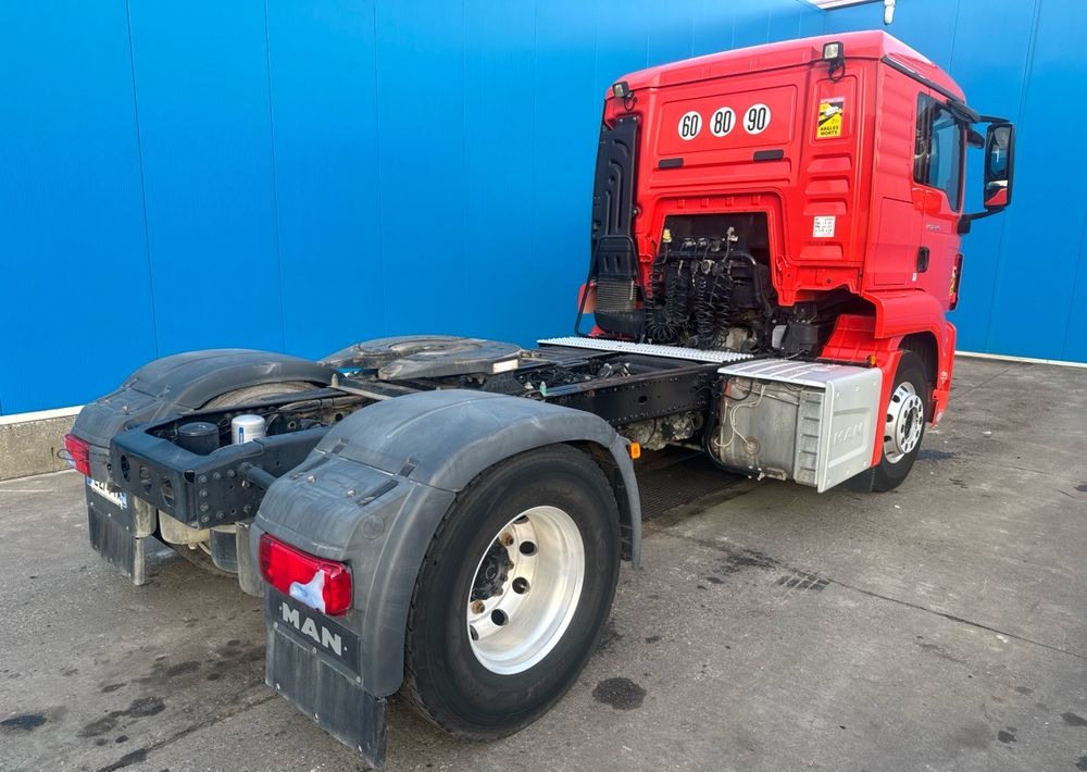 MAN TGS 18.460 NAUKA JAZDY ELKA AUTOMAT 4x2 STANDARD 315/70r22.5 SUPER STAN TGX 470 460 420 430 500 510 400 360 410 320 - Tractor unit: picture 4 MAN TGS 18.460 NAUKA JAZDY ELKA AUTOMAT 4x2 STANDARD 315/70r22.5 SUPER STAN TGX 470 460 420 430 500 510 400 360 410 320 - Tractor unit: picture 4