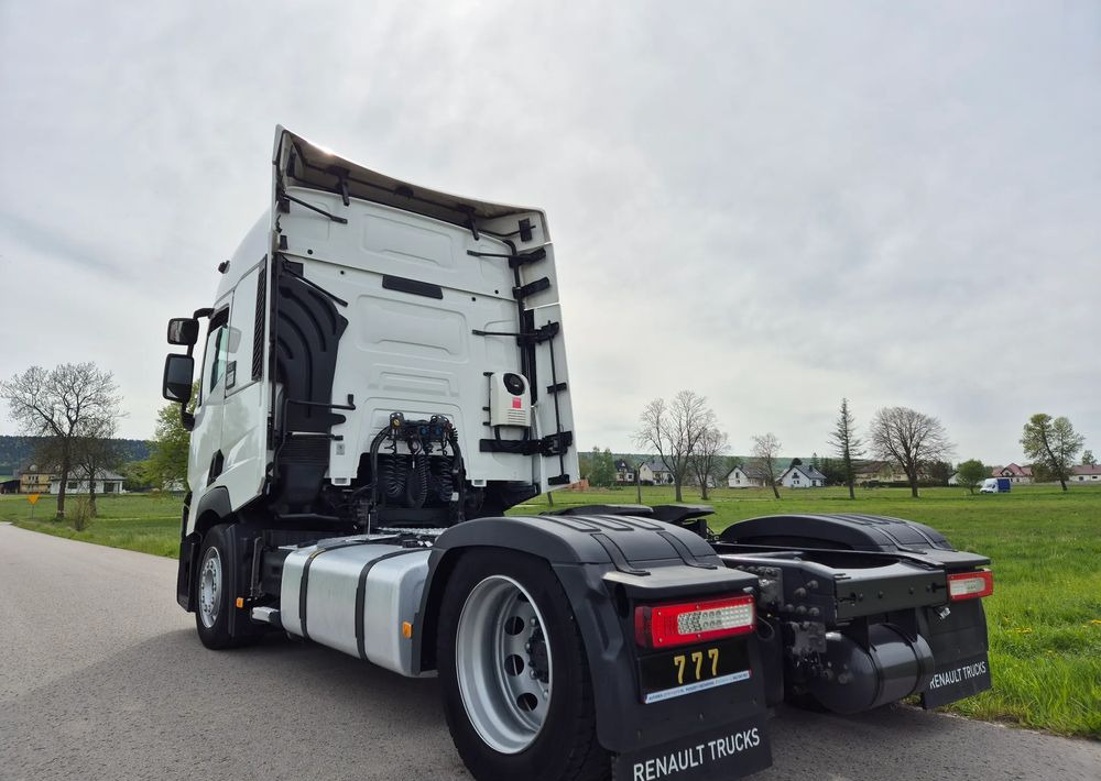 Renault T440 10/2019 ! 13l MEGA STANDARD regulowane siodło z Niemiec / klima postojowa / regulowane siodło / TOP STAN mega LOW deck standard - Tractor unit: picture 4 Renault T440 10/2019 ! 13l MEGA STANDARD regulowane siodło z Niemiec / klima postojowa / regulowane siodło / TOP STAN mega LOW deck standard - Tractor unit: picture 4