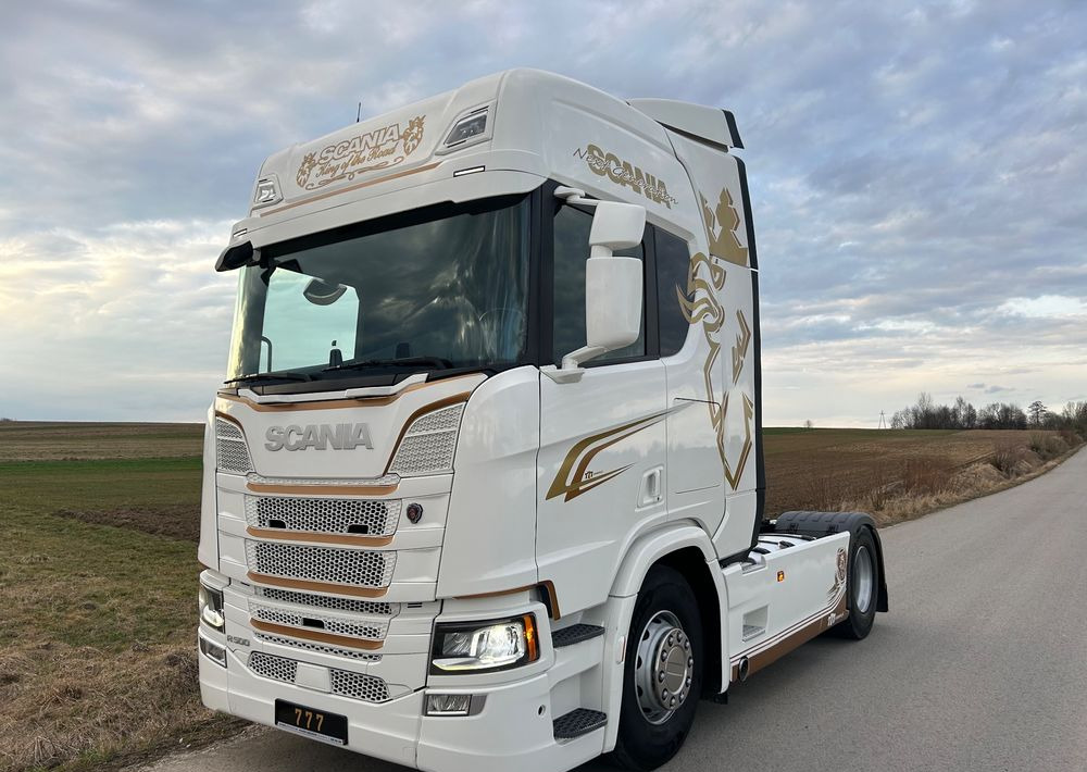 Scania R500 FULL AIR 2019 10x poduszki KLIMA POSTOJOWA / RETARDER / FULL SPOJLER / TOP STAN / od jedynego właściciela ! HYDRAULIKA spod beczki spożywczej ! / do wywrotu ruchomej podłogi beczki TOP TOP - Tractor unit: picture 1 Scania R500 FULL AIR 2019 10x poduszki KLIMA POSTOJOWA / RETARDER / FULL SPOJLER / TOP STAN / od jedynego właściciela ! HYDRAULIKA spod beczki spożywczej ! / do wywrotu ruchomej podłogi beczki TOP TOP - Tractor unit: picture 1