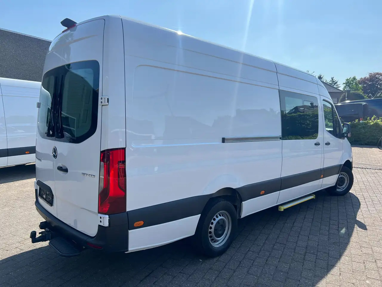 Mercedes-Benz Sprinter 317 L3H2 (37.000ex) 9G-TRONIC CAMERA PTS MBUX PANO - Panel van: picture 4 Mercedes-Benz Sprinter 317 L3H2 (37.000ex) 9G-TRONIC CAMERA PTS MBUX PANO - Panel van: picture 4