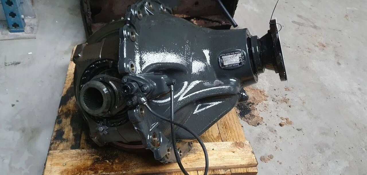 Mercedes-Benz 2 / 277 Actros MP 4 truck - Rear axle for Truck: picture 1 Mercedes-Benz 2 / 277 Actros MP 4 truck - Rear axle for Truck: picture 1