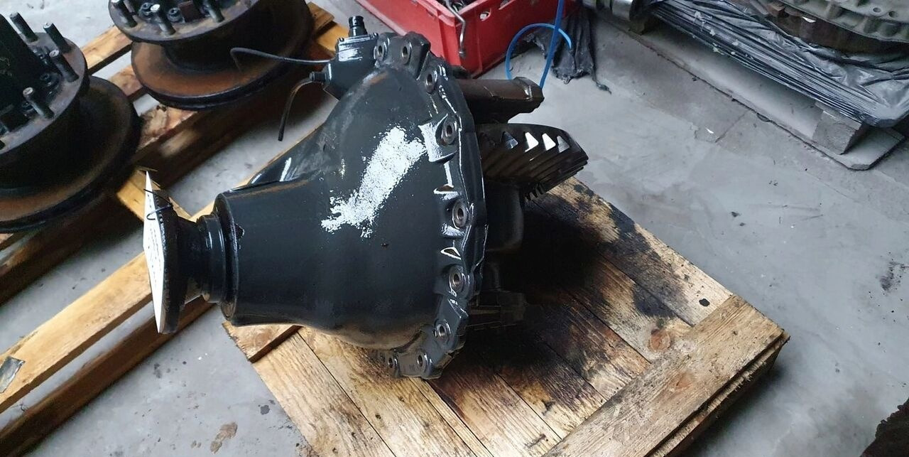 Mercedes-Benz 2 / 277 Actros MP 4 truck - Rear axle for Truck: picture 2 Mercedes-Benz 2 / 277 Actros MP 4 truck - Rear axle for Truck: picture 2
