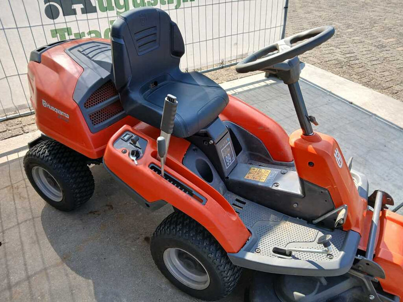 Husqvarna R 214C - Garden mower: picture 2 Husqvarna R 214C - Garden mower: picture 2