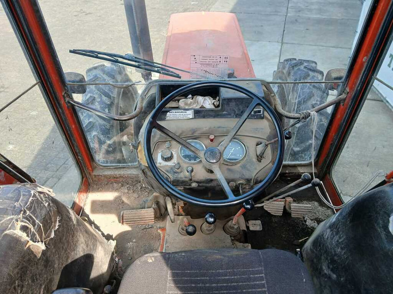 Farm tractor Renault 781-4: picture 11