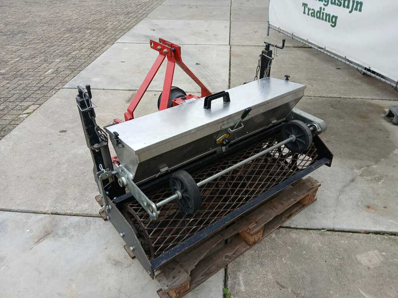 Tecma M 100 - Sowing equipment: picture 5 Tecma M 100 - Sowing equipment: picture 5