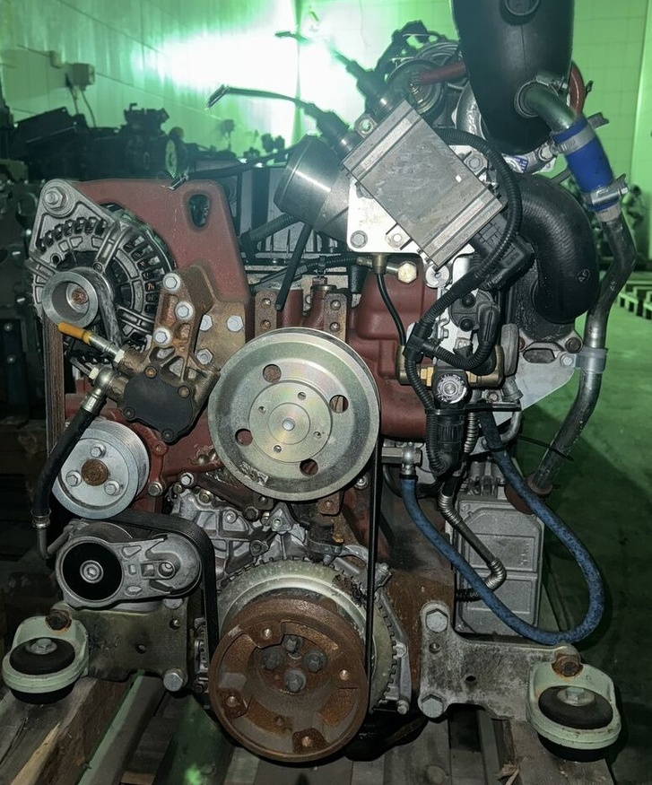 Deutz TCD 4.1 L4   Deutz - Engine for Excavator: picture 3 Deutz TCD 4.1 L4   Deutz - Engine for Excavator: picture 3