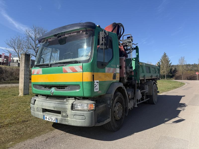 Renault 320 Dci - Tipper, Crane truck: picture 2 Renault 320 Dci - Tipper, Crane truck: picture 2