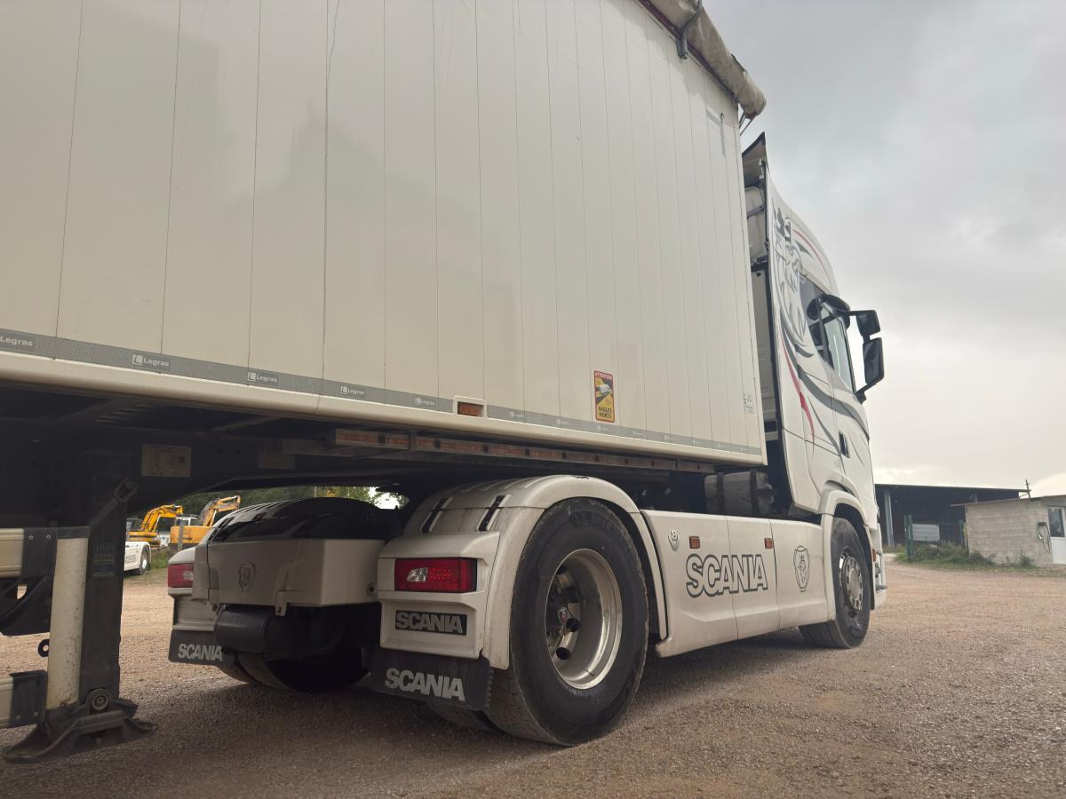 Tractor unit Scania S580: picture 7