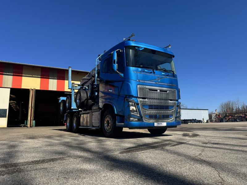 Volvo FH16 - Truck, Crane truck: picture 1 Volvo FH16 - Truck, Crane truck: picture 1