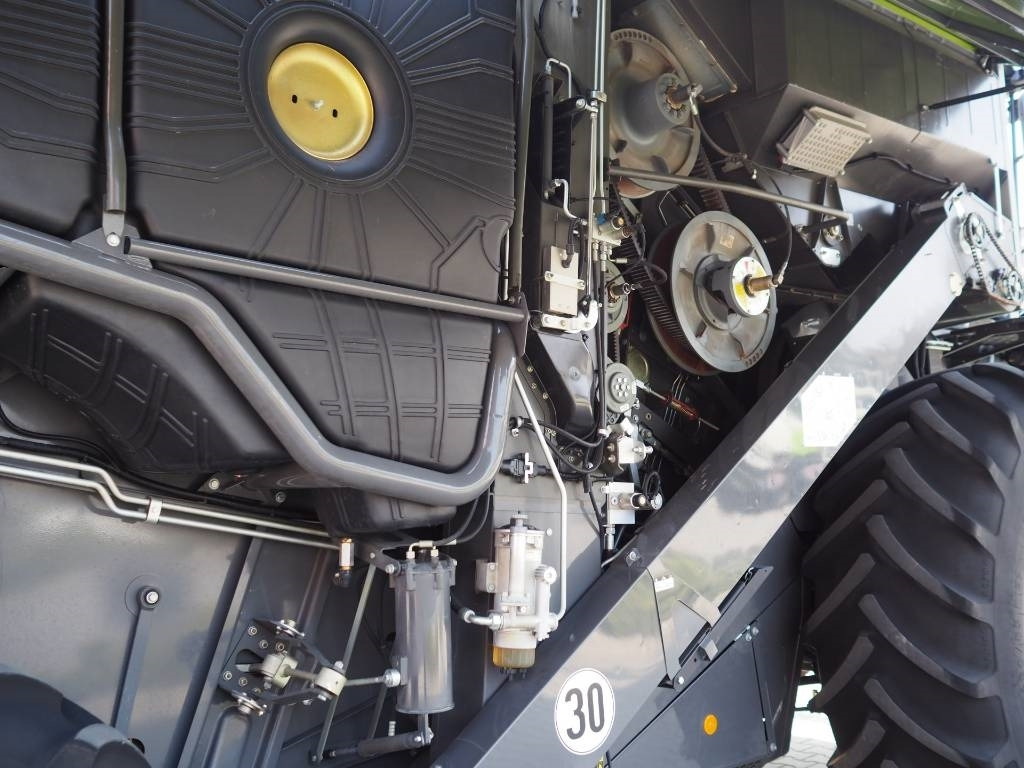 Combine harvester Claas Lexion 6600 GPS - without header: picture 12