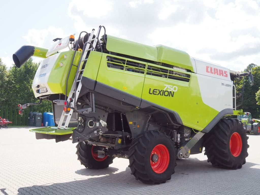 Claas Lexion 750 GPS + V770 - Combine harvester: picture 3 Claas Lexion 750 GPS + V770 - Combine harvester: picture 3