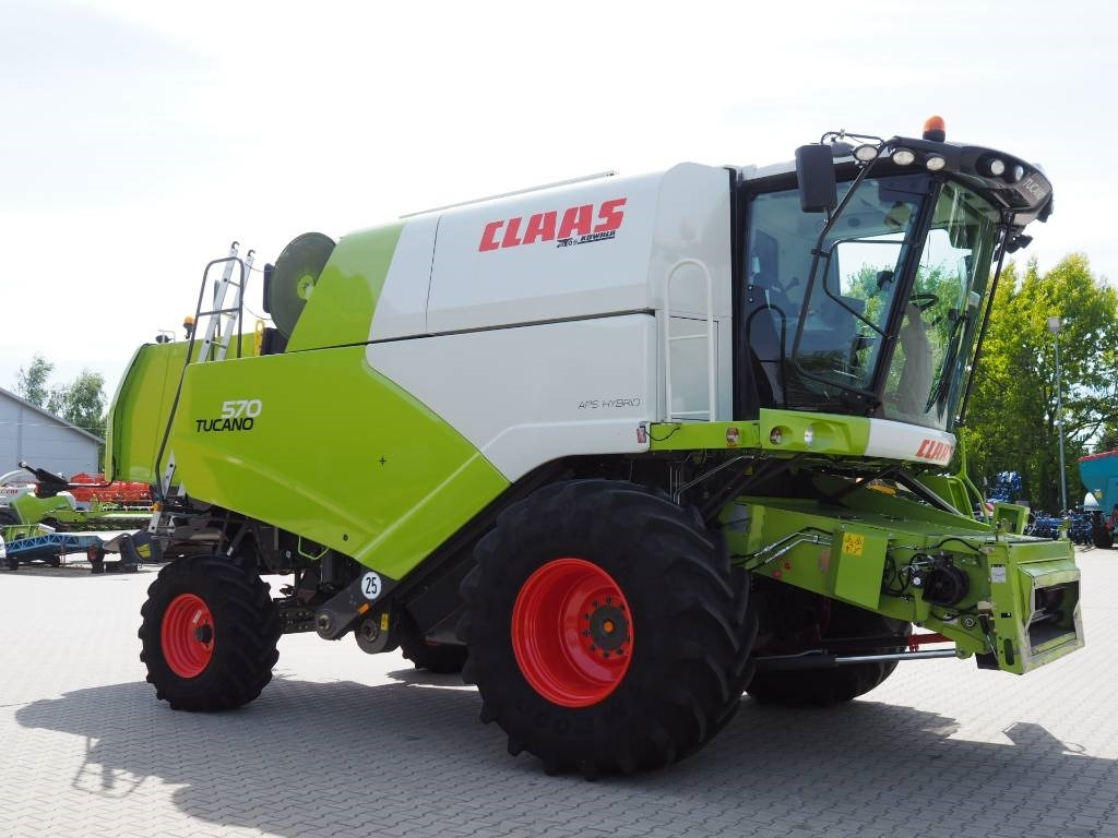 Claas Tucano 570 - Combine harvester: picture 4 Claas Tucano 570 - Combine harvester: picture 4