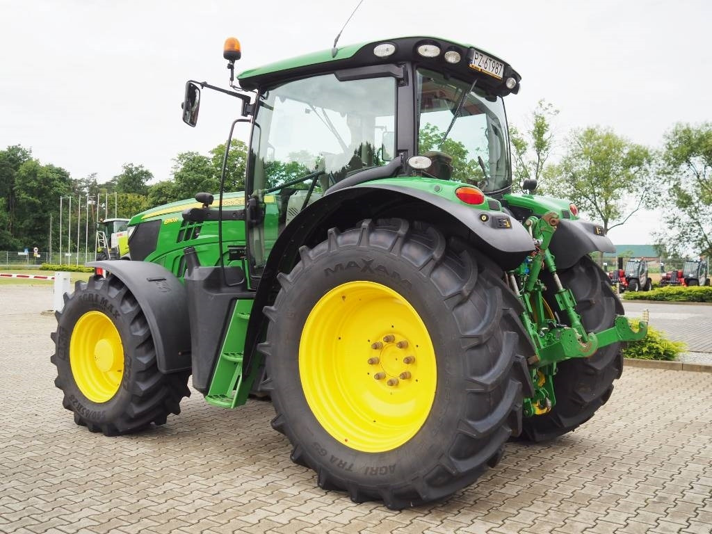 John Deere 6150R - Farm tractor: picture 2 John Deere 6150R - Farm tractor: picture 2