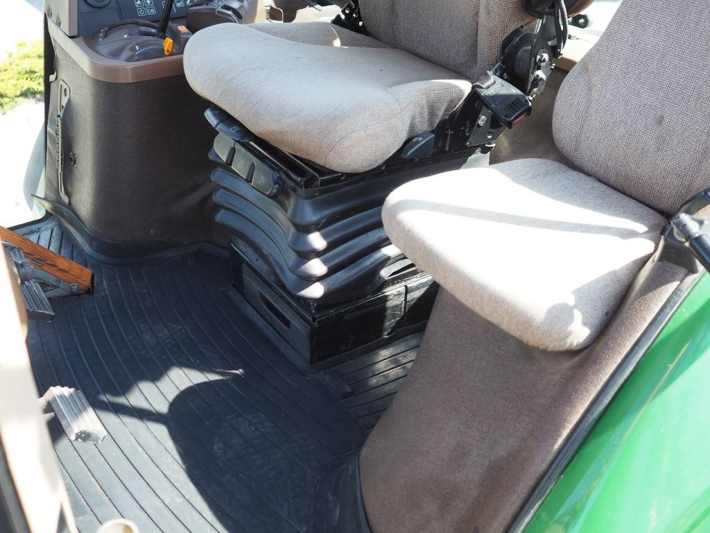 Farm tractor John Deere 7930 AutoQuad: picture 6