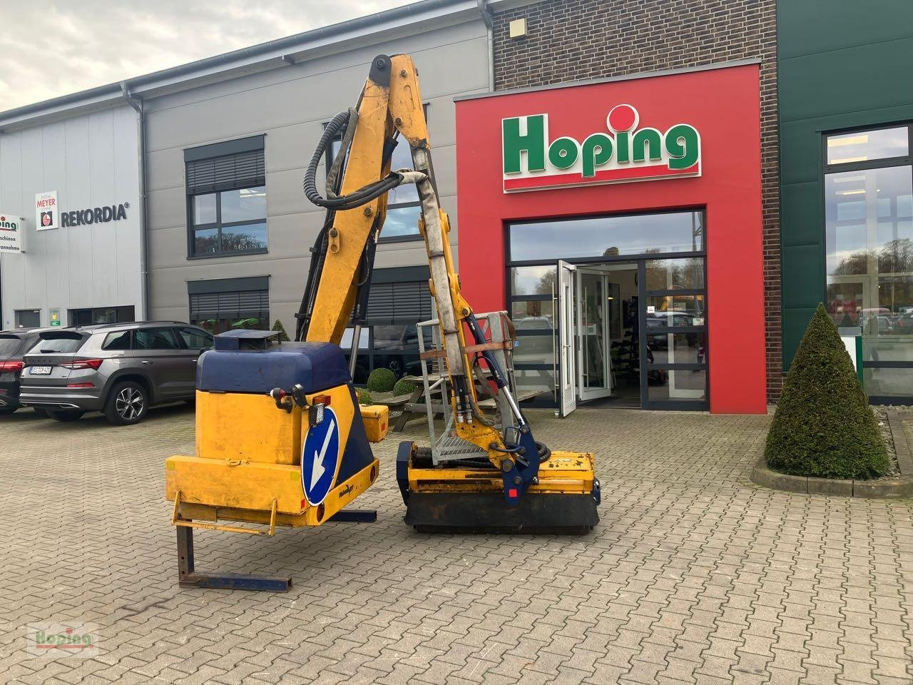 Bomford Turner - Boom mower: picture 1 Bomford Turner - Boom mower: picture 1