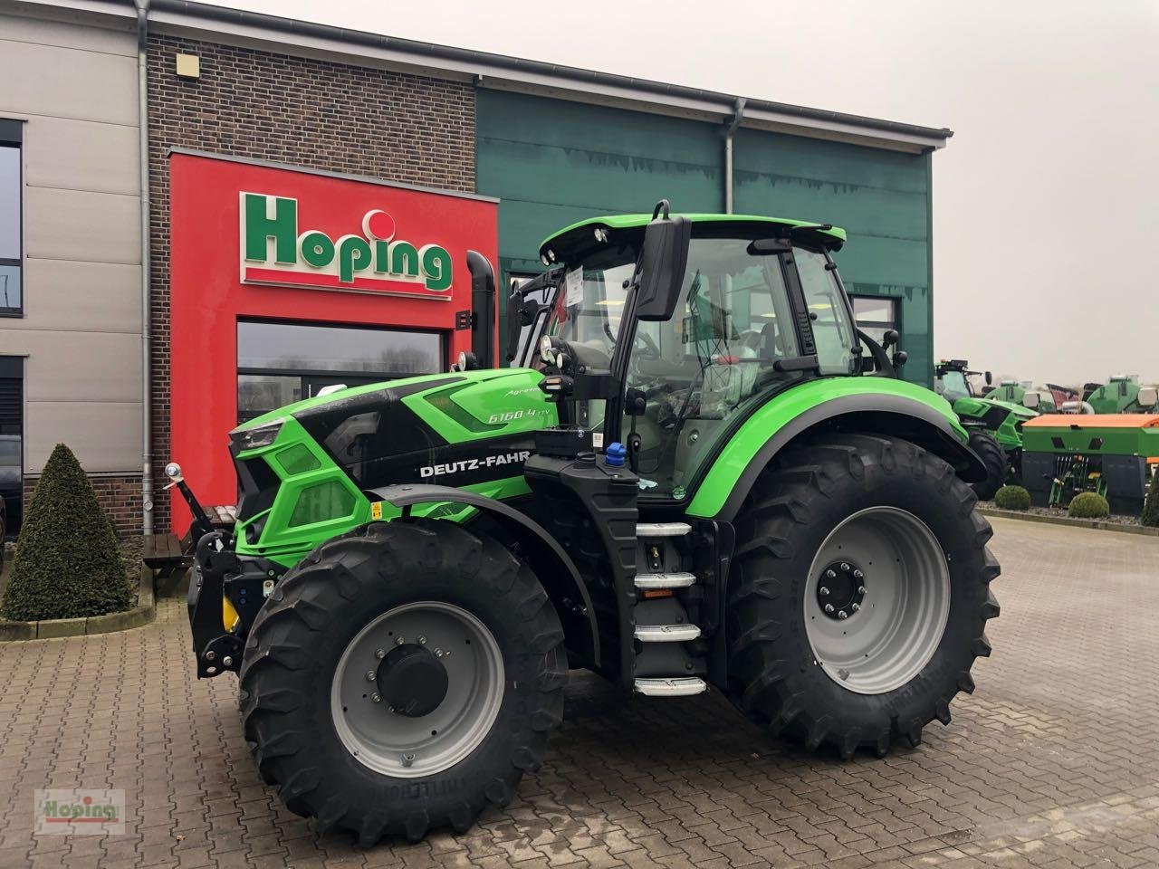 Deutz-Fahr Deutz 6160.4 TTV - Farm tractor: picture 1 Deutz-Fahr Deutz 6160.4 TTV - Farm tractor: picture 1