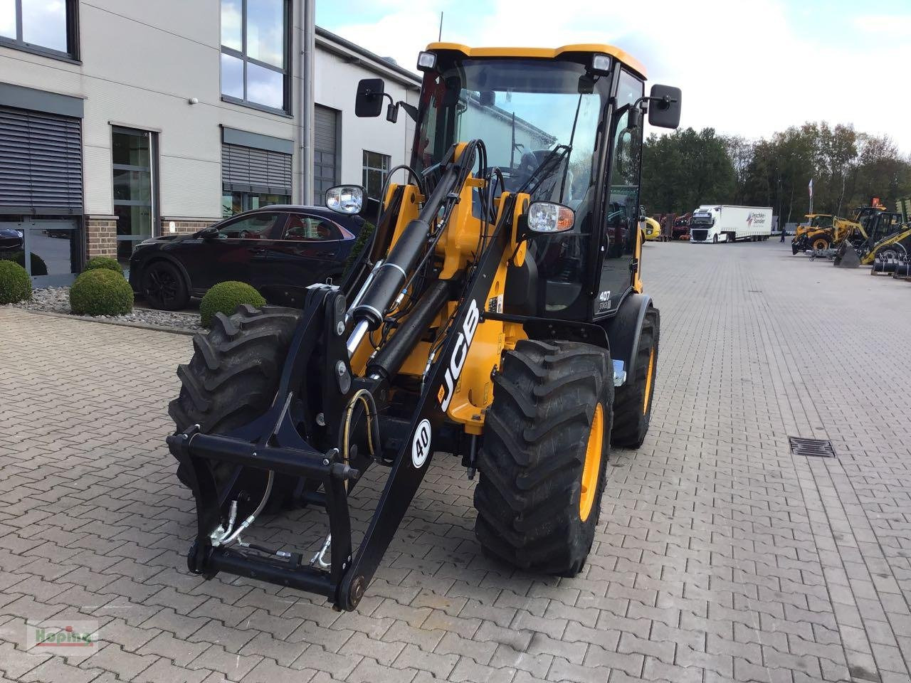 JCB 407 (35 km/h) - Wheel loader: picture 2 JCB 407 (35 km/h) - Wheel loader: picture 2