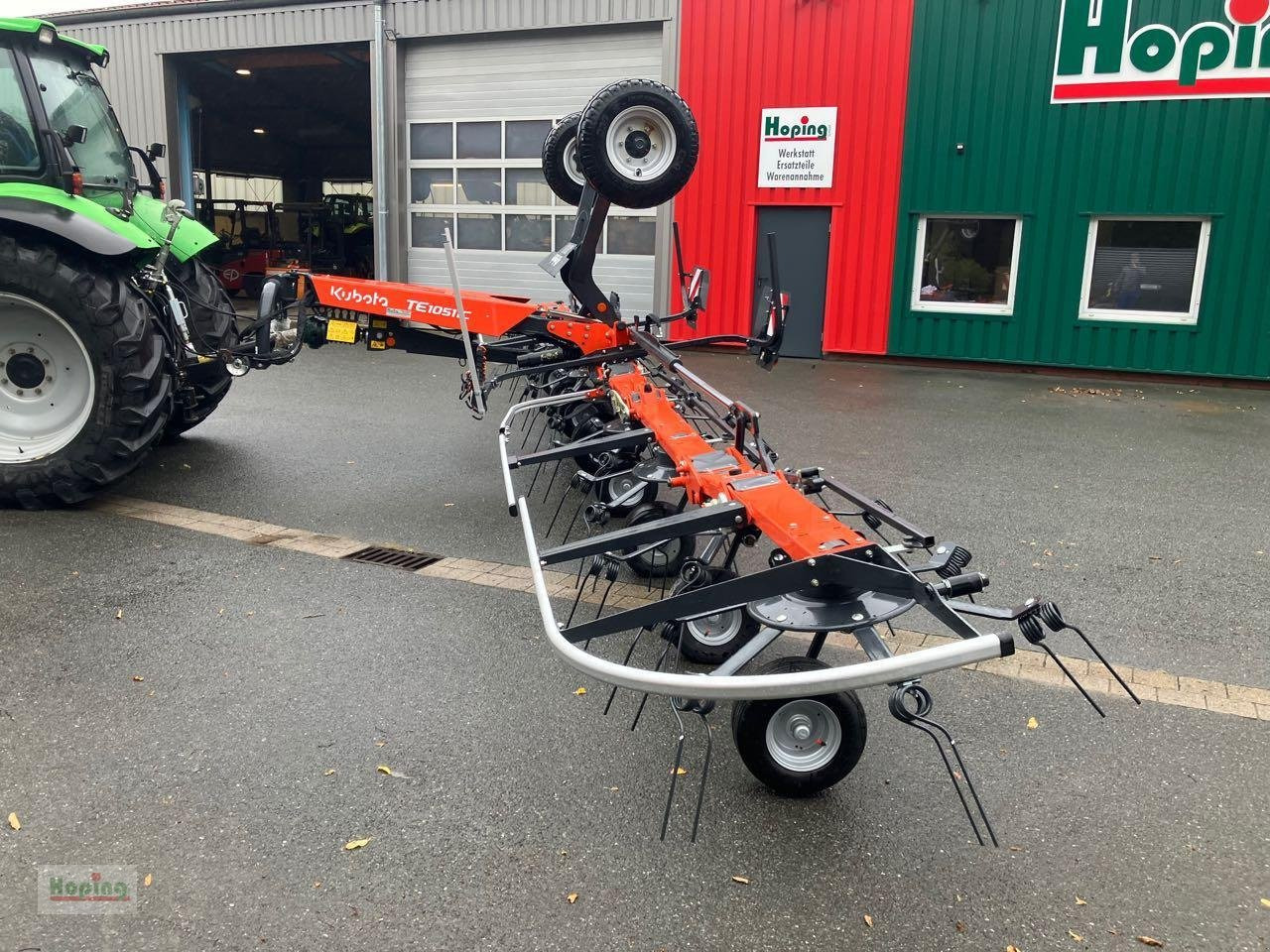 Kubota TE10511C - Tedder/ Rake: picture 2 Kubota TE10511C - Tedder/ Rake: picture 2