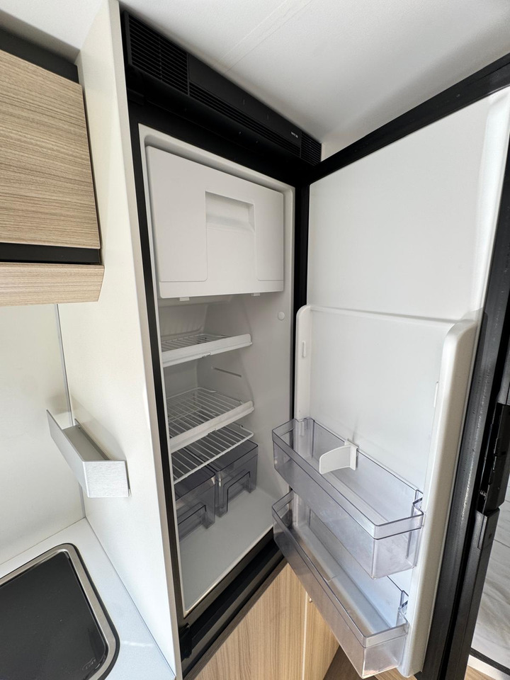 ADRIA Twin 600 SP on lease ADRIA Twin 600 SP: picture 17 ADRIA Twin 600 SP on lease ADRIA Twin 600 SP: picture 17