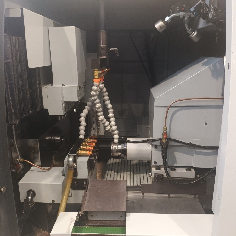 Tornio a controllo numerico Chiah Chyun CB-32M - Metalworking machinery: picture 2 Tornio a controllo numerico Chiah Chyun CB-32M - Metalworking machinery: picture 2