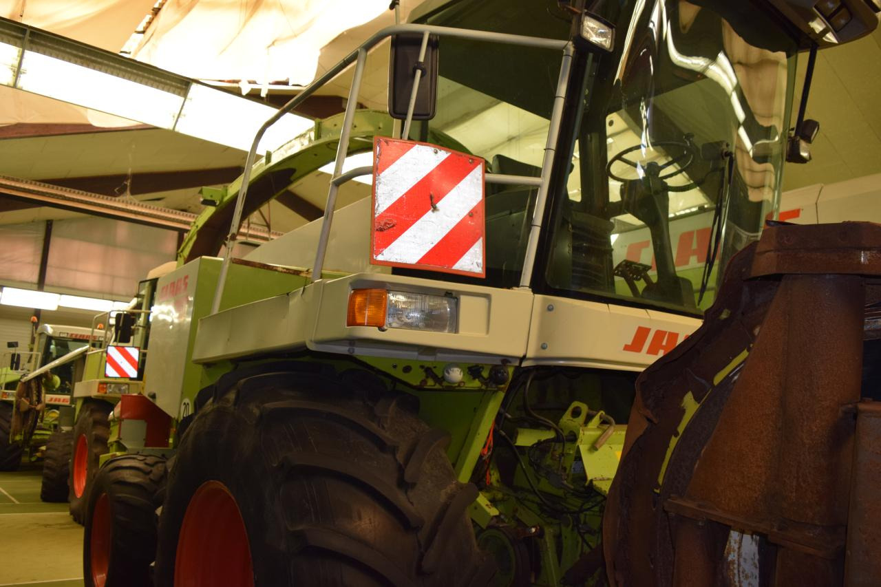 CLAAS Jaguar 860 - Forage harvester: picture 3 CLAAS Jaguar 860 - Forage harvester: picture 3