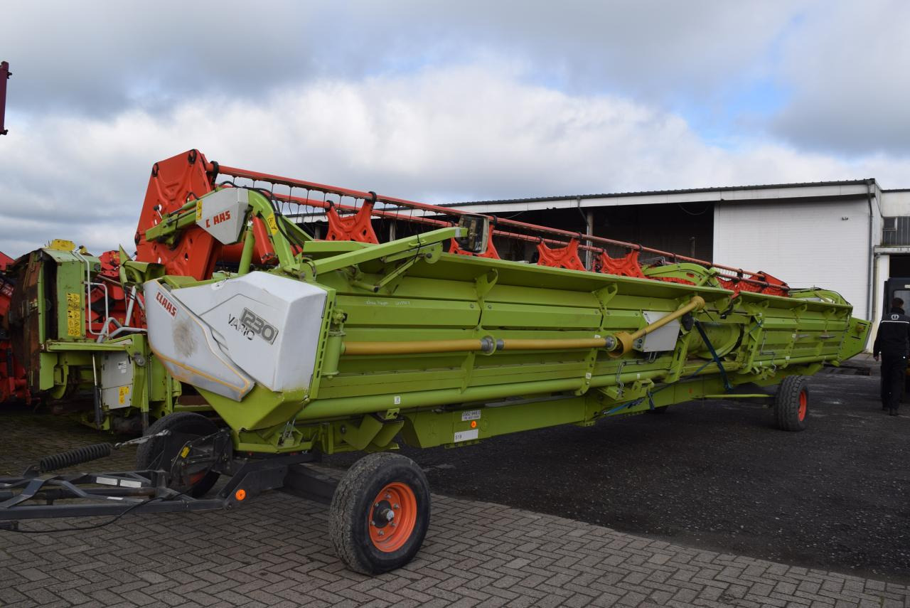 CLAAS V 1230 Vario *Schneidwerk* - Grain header: picture 1 CLAAS V 1230 Vario *Schneidwerk* - Grain header: picture 1