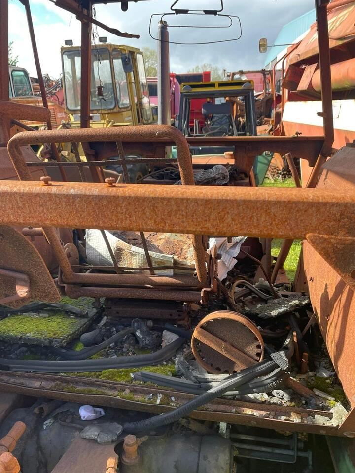 Deutz-Fahr DX 6.10 *zur Teileverwertung* - Farm tractor: picture 4 Deutz-Fahr DX 6.10 *zur Teileverwertung* - Farm tractor: picture 4