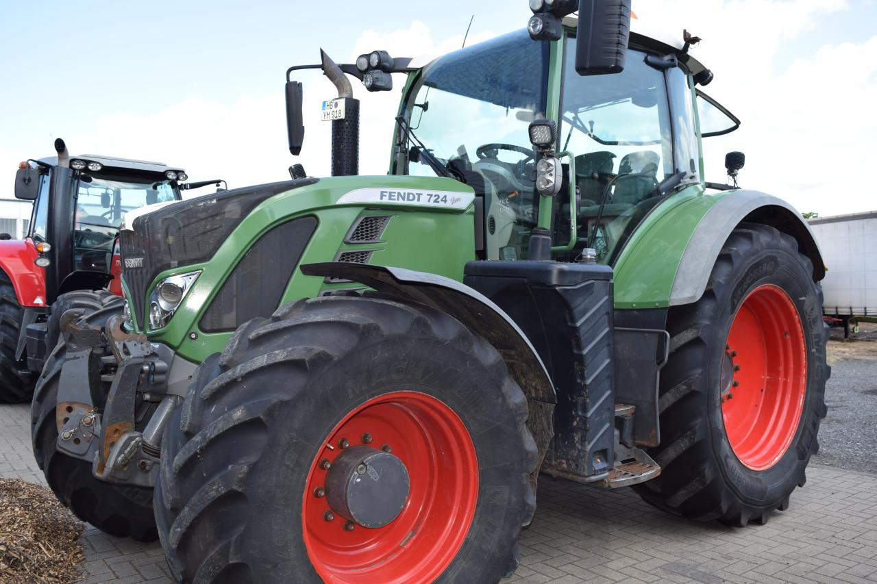 Fendt 724 Vario TMS SCR ProfiPlus - Farm tractor: picture 2 Fendt 724 Vario TMS SCR ProfiPlus - Farm tractor: picture 2