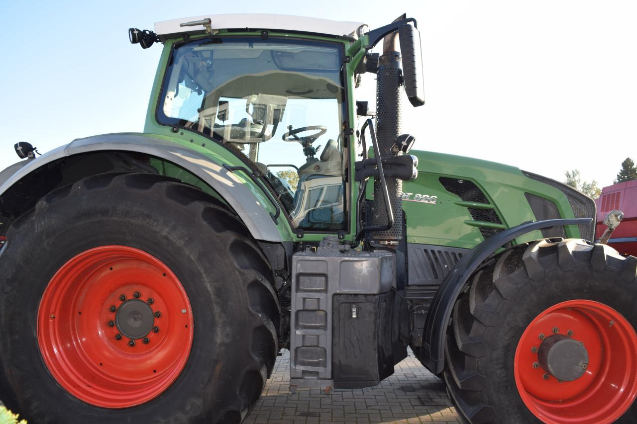 Fendt 826 Vario SCR - Farm tractor: picture 2 Fendt 826 Vario SCR - Farm tractor: picture 2