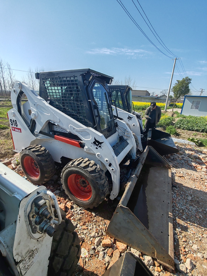 BOBCAT S18 - Skid steer loader: picture 3 BOBCAT S18 - Skid steer loader: picture 3