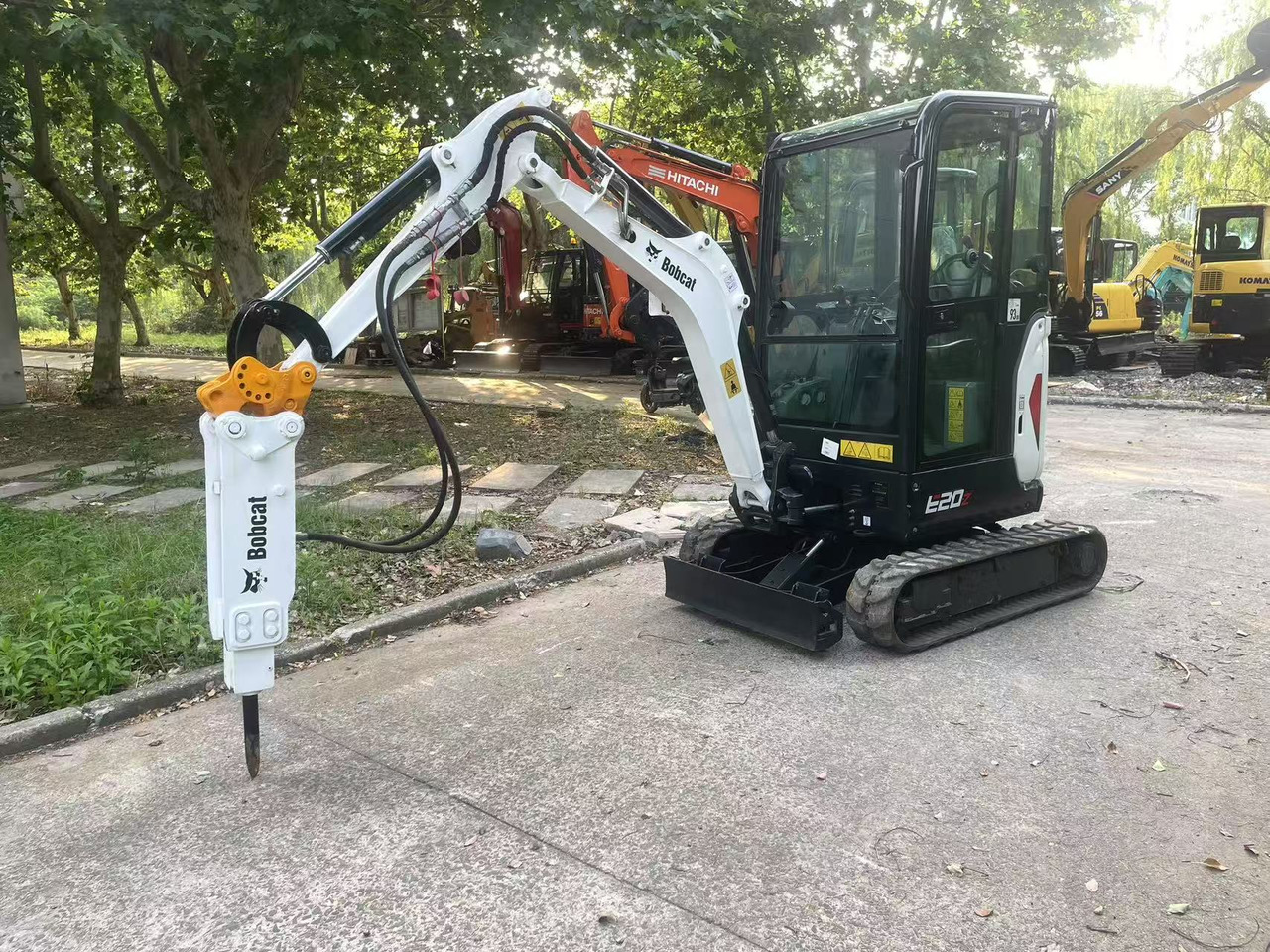 Bobcat E20Z - Mini excavator: picture 1 Bobcat E20Z - Mini excavator: picture 1