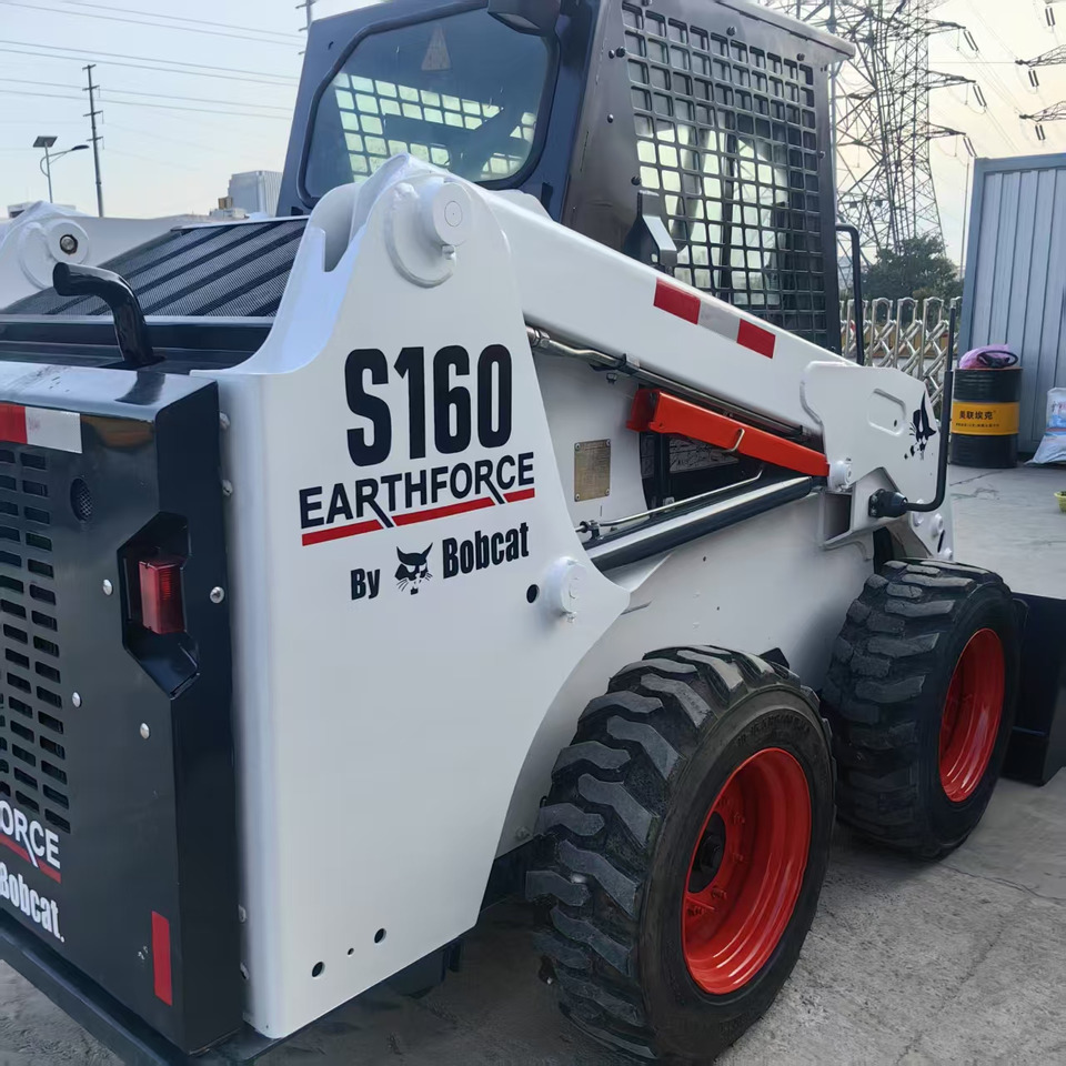 Bobcat S160 - Skid steer loader: picture 5 Bobcat S160 - Skid steer loader: picture 5