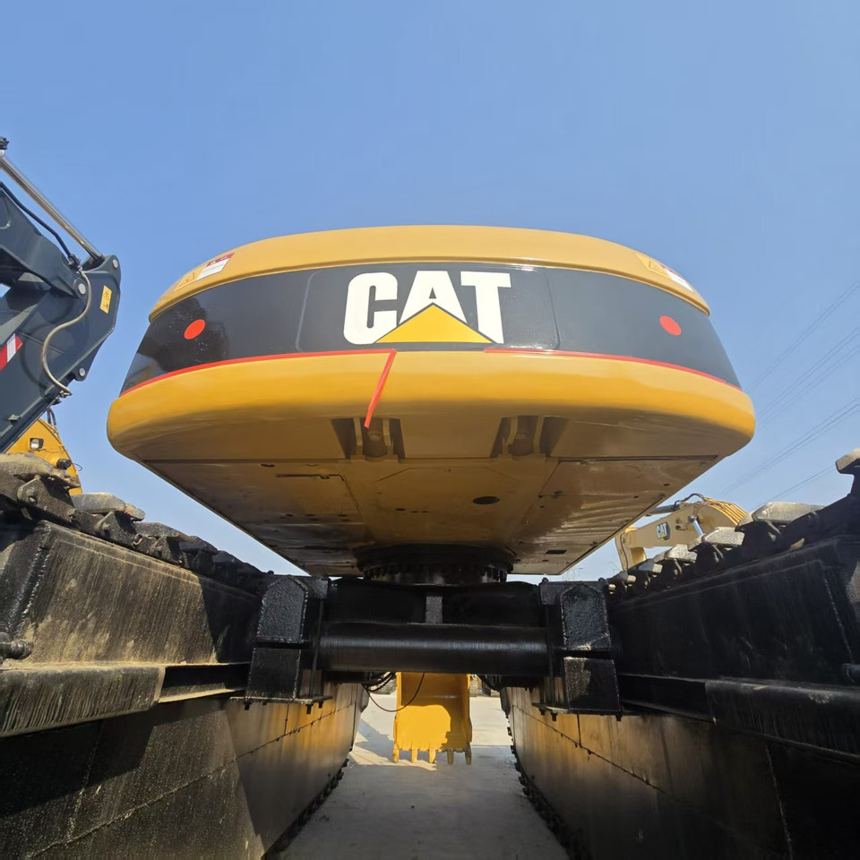 CATERPILLAR 320C boat excavator on lease CATERPILLAR 320C boat excavator: picture 12