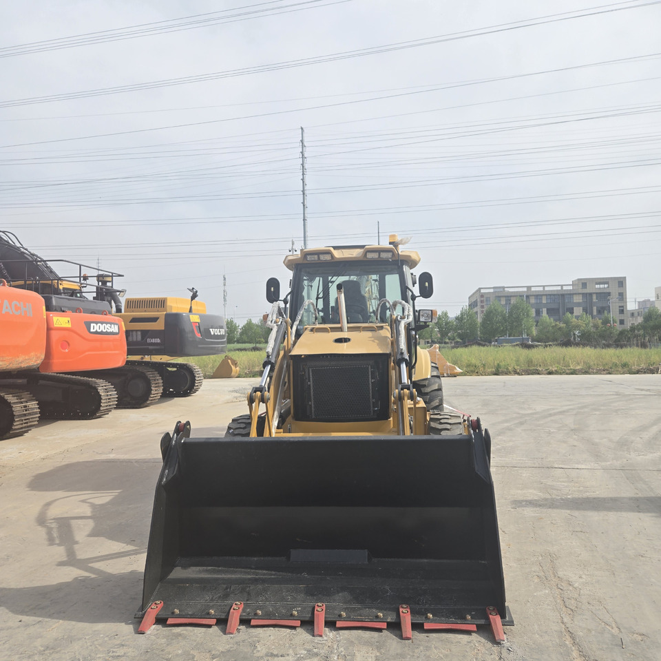 CATERPILLAR 426F - Backhoe loader: picture 3 CATERPILLAR 426F - Backhoe loader: picture 3