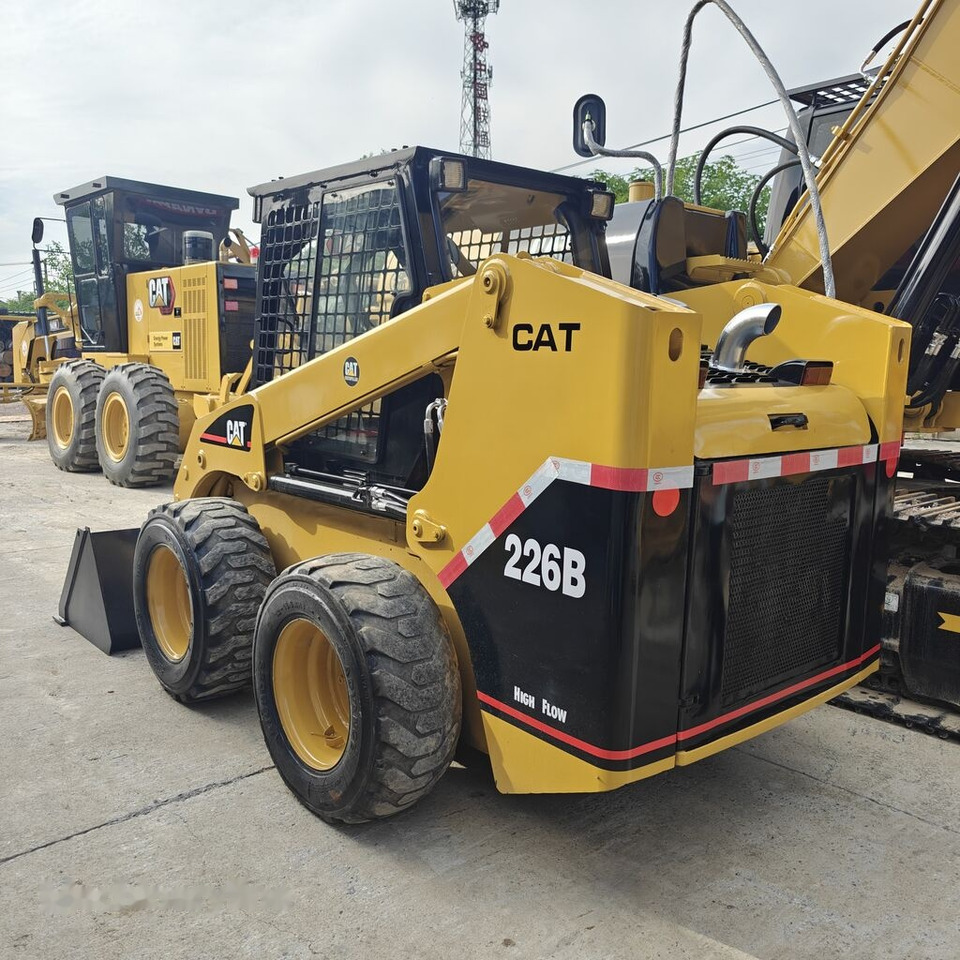 Caterpillar 226B - Skid steer loader: picture 3 Caterpillar 226B - Skid steer loader: picture 3