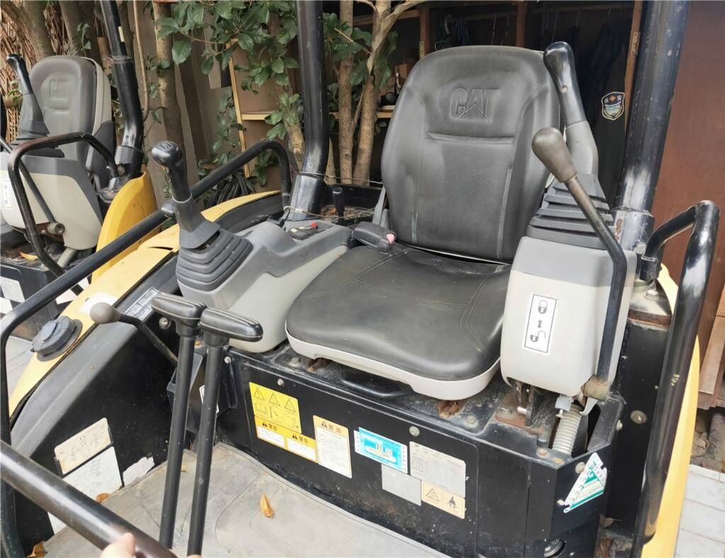 Mini excavator Caterpillar 302C: picture 6