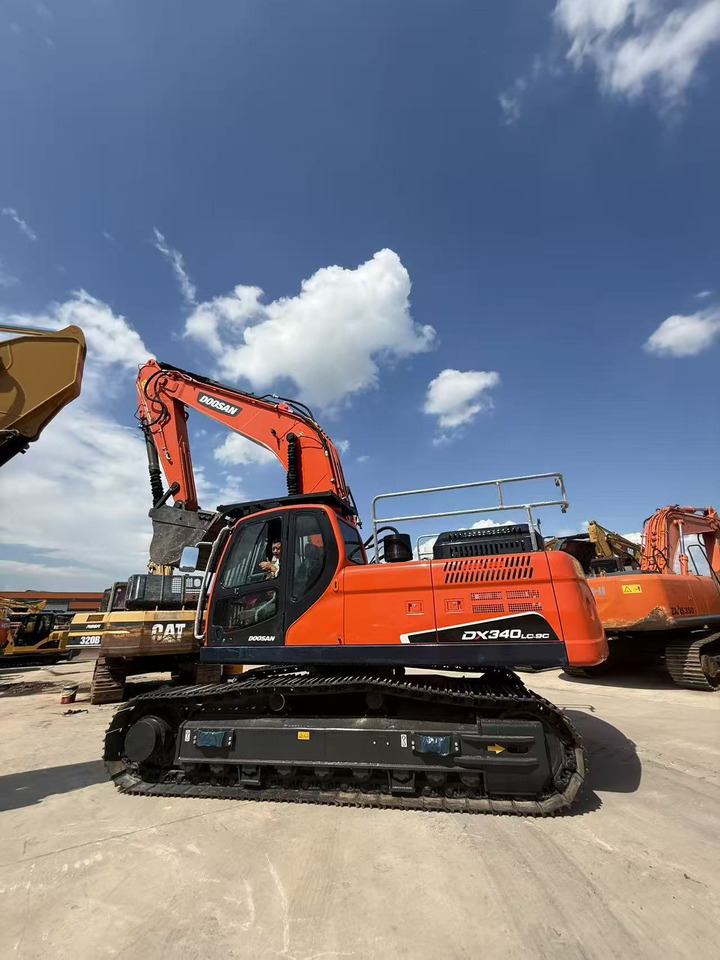 Crawler excavator DOOSAN DX340LC-9C: picture 8 Crawler excavator DOOSAN DX340LC-9C: picture 8