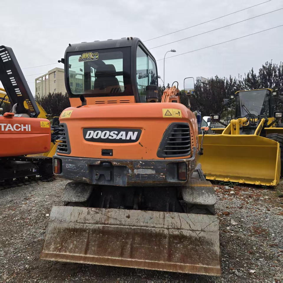 DOOSAN DX60W - Wheel excavator: picture 4 DOOSAN DX60W - Wheel excavator: picture 4