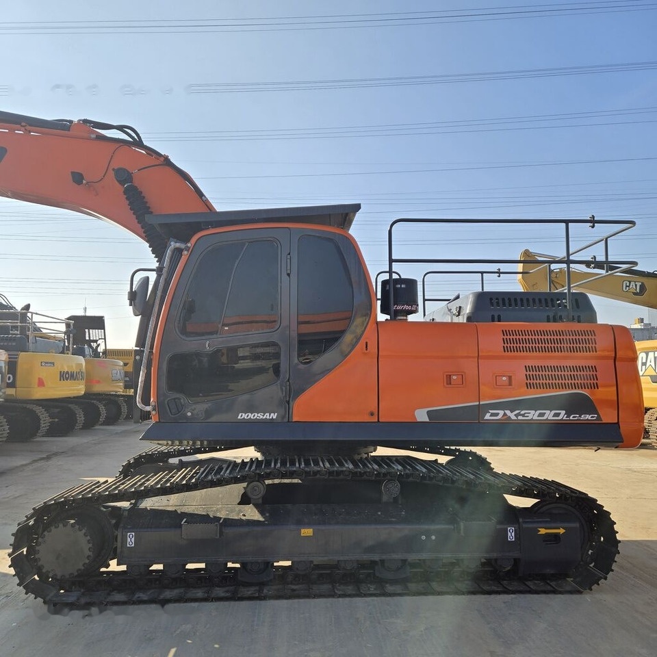 Doosan DX300 - Crawler excavator: picture 5 Doosan DX300 - Crawler excavator: picture 5