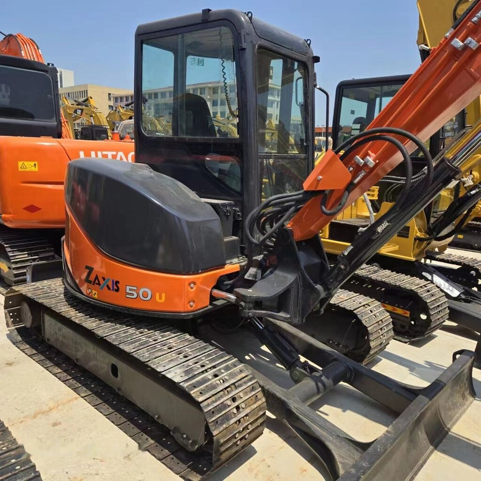 Hitachi ZX50U - Mini excavator: picture 4 Hitachi ZX50U - Mini excavator: picture 4