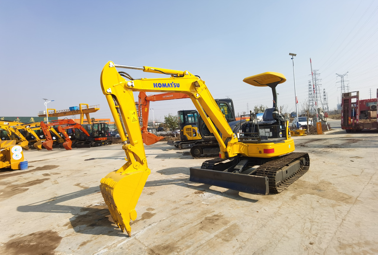 KOMATSU PC40MR - Mini excavator: picture 4 KOMATSU PC40MR - Mini excavator: picture 4
