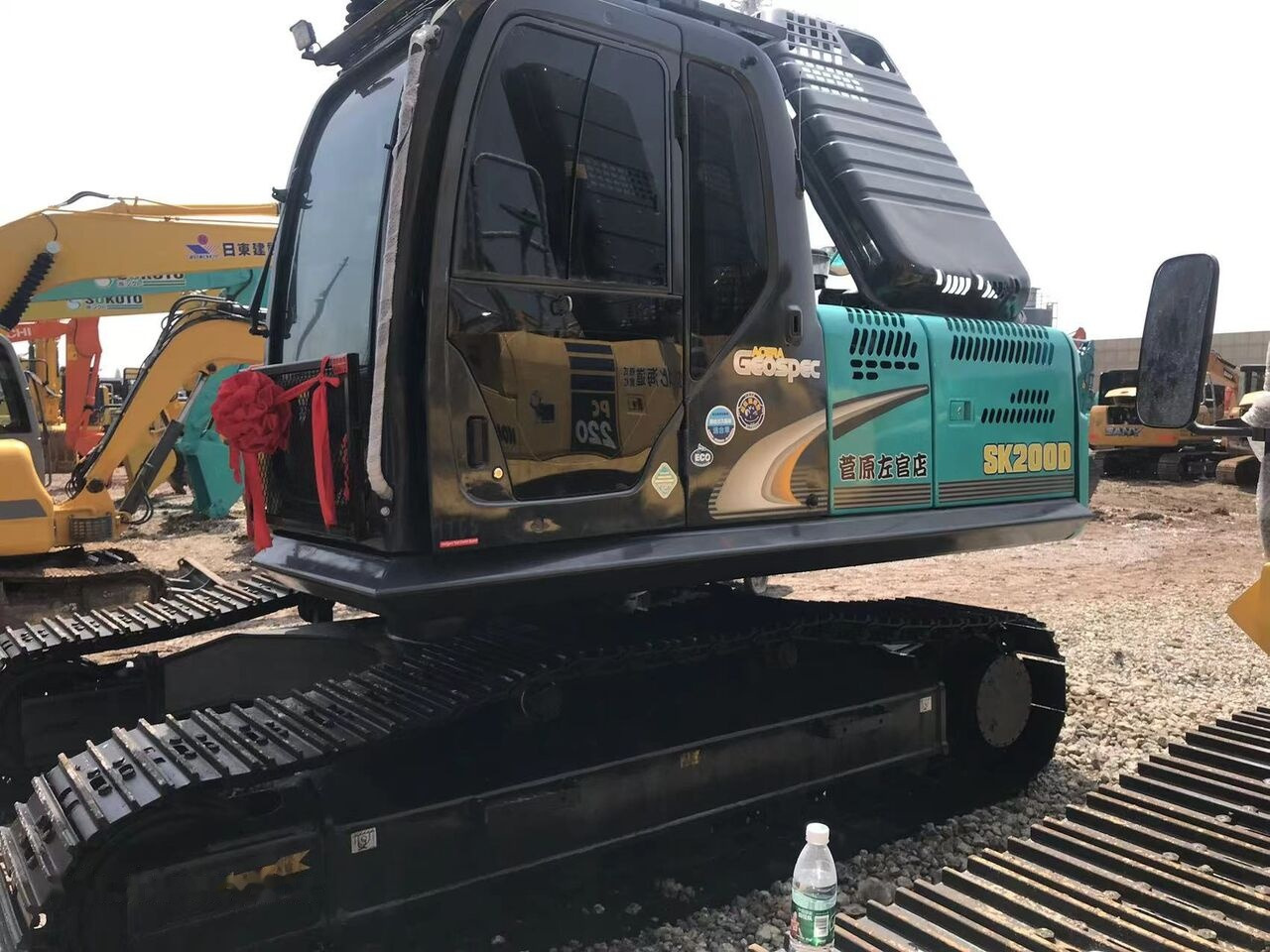 Kobelco SK200 - Crawler excavator: picture 3 Kobelco SK200 - Crawler excavator: picture 3