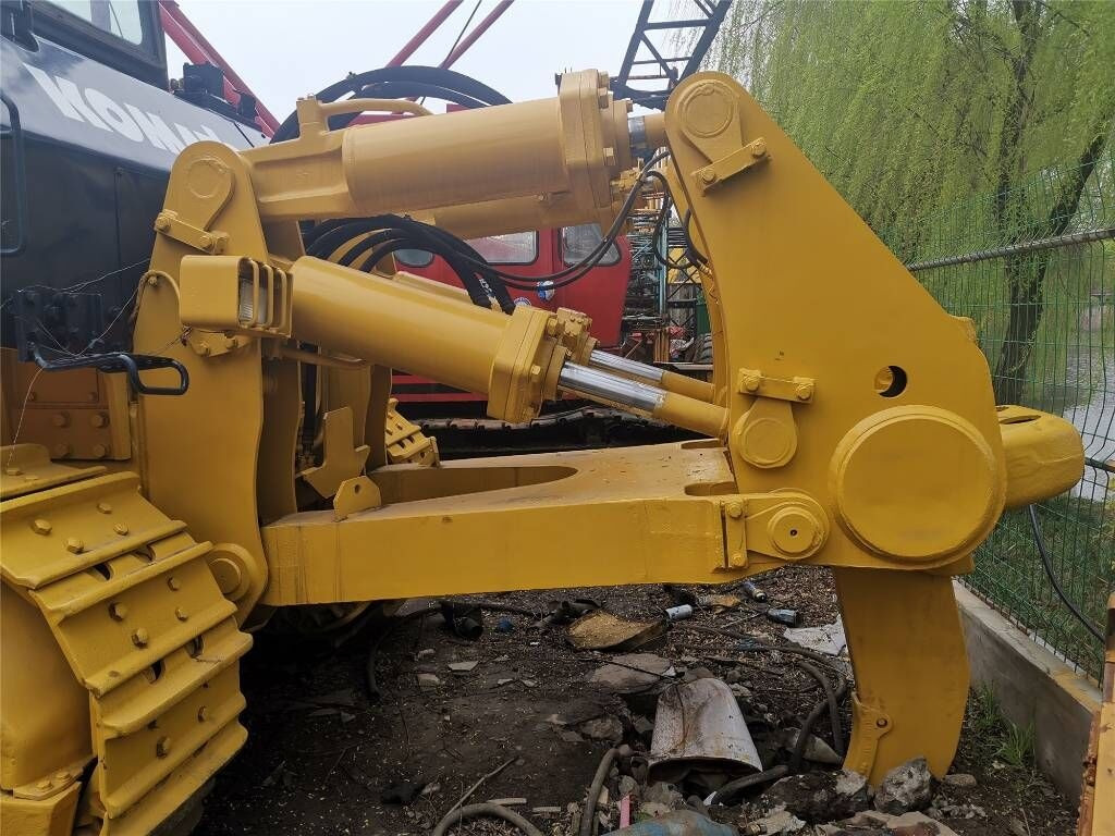 Komatsu D155A-2 - Bulldozer: picture 3 Komatsu D155A-2 - Bulldozer: picture 3