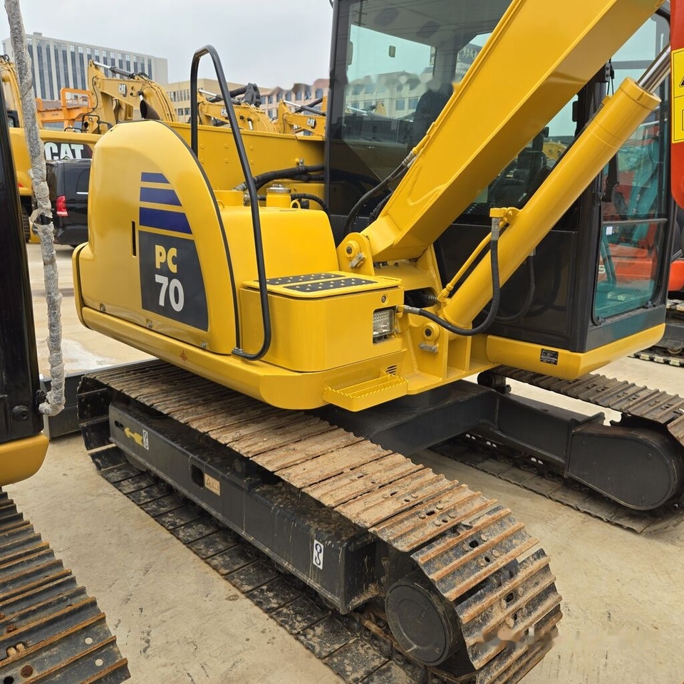 Komatsu PC70-8 - Mini excavator: picture 1 Komatsu PC70-8 - Mini excavator: picture 1