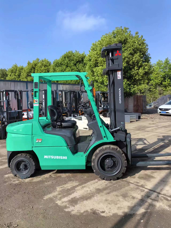 Mitsubishi FD30 - Diesel forklift: picture 1 Mitsubishi FD30 - Diesel forklift: picture 1