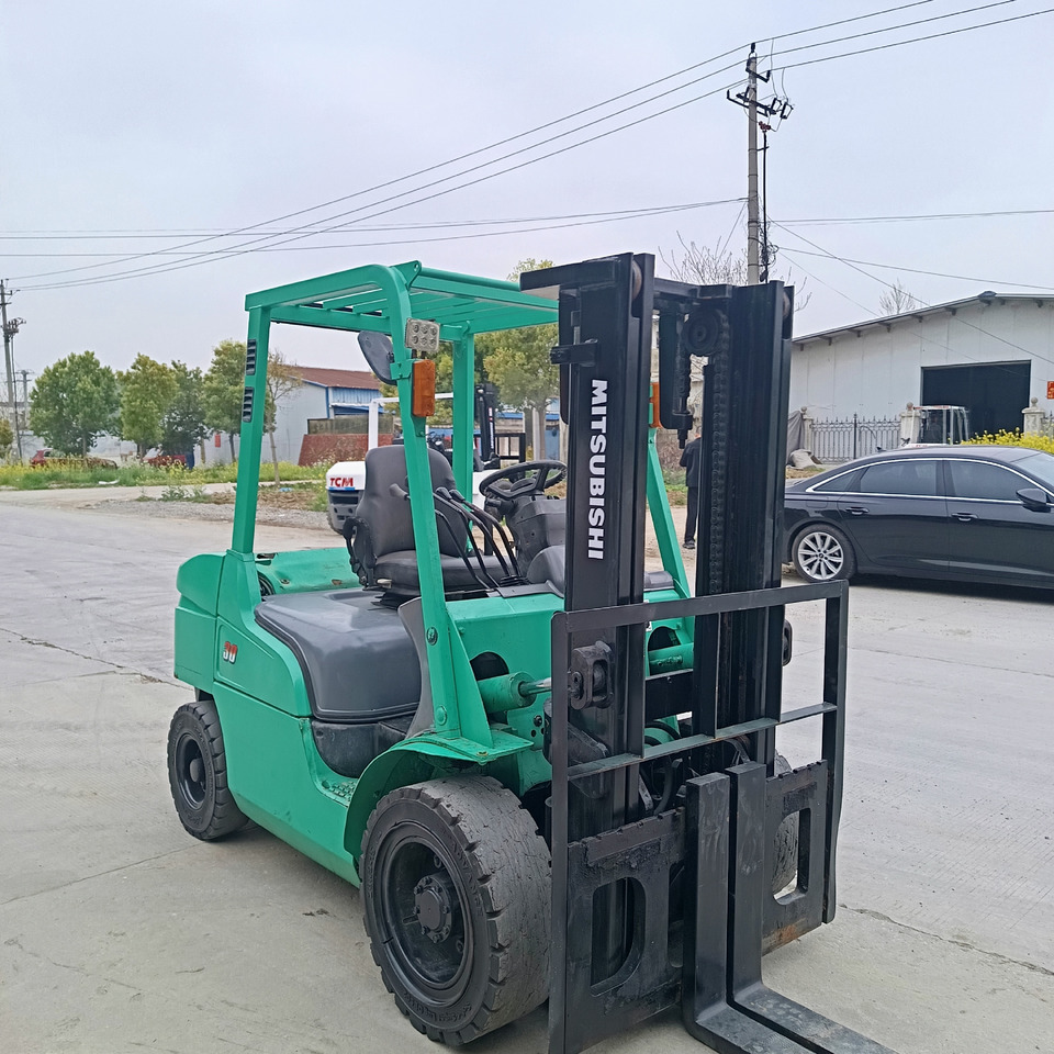 Mitsubishi FD30 - Diesel forklift: picture 2 Mitsubishi FD30 - Diesel forklift: picture 2