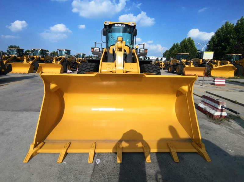 SDLG 956F - Wheel loader: picture 2 SDLG 956F - Wheel loader: picture 2