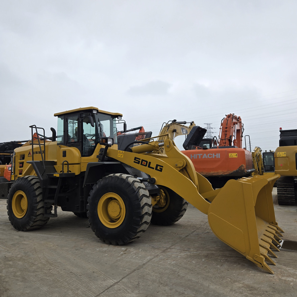 SDLG L956F - Wheel loader: picture 4 SDLG L956F - Wheel loader: picture 4